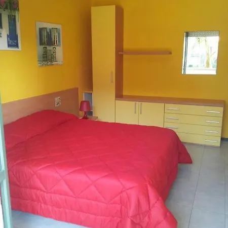 Leonardo Apartment