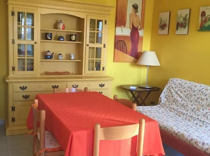 Apartamento Leonardo Silvi Marina